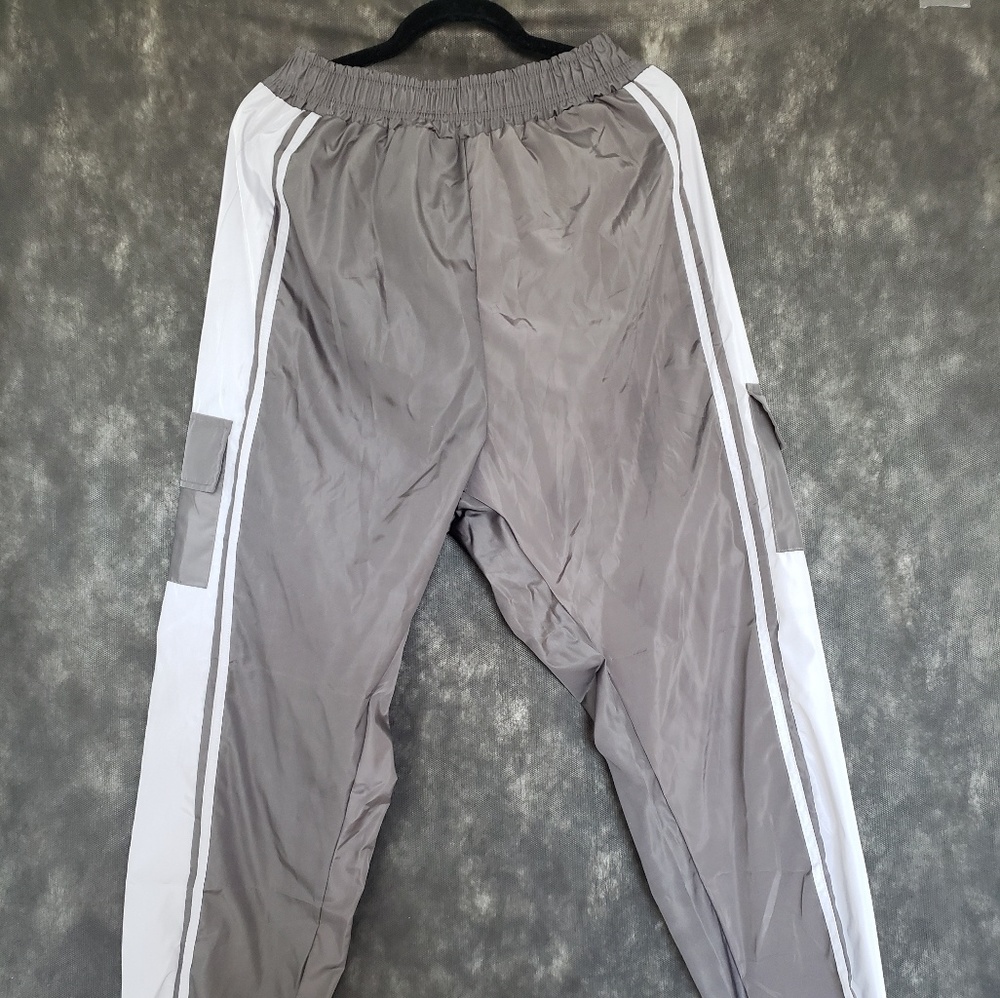 Prettylittlething NWT charcoal shell jogger us12 - Picture 2 of 7